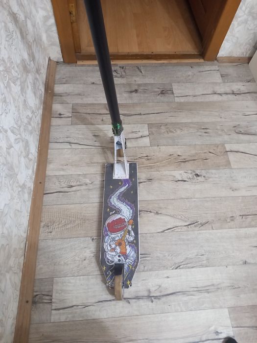 Самокат трюковой