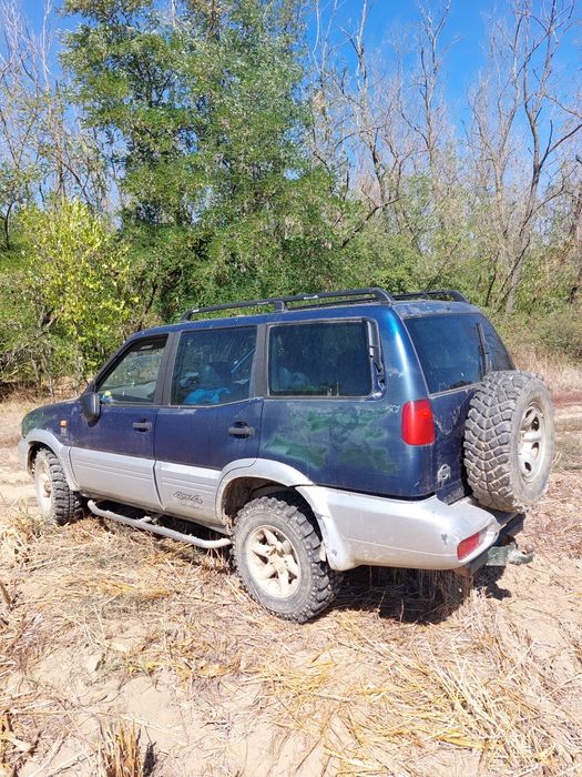 Nissan Terrano 2