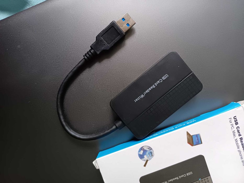 Четец на карти Card reader