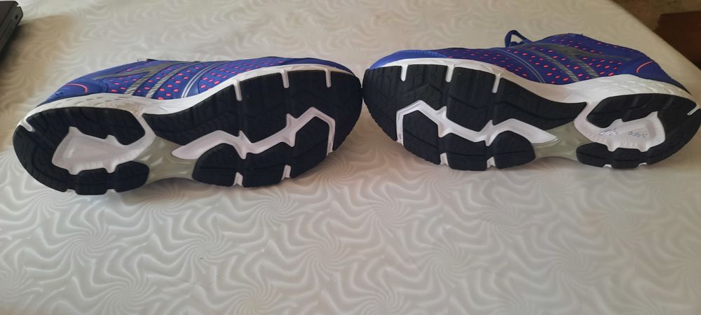 Кроссовки розово-синие crivit