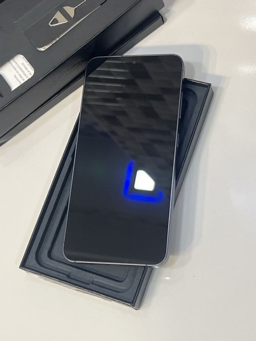 Samsung S24 de 256 GB , NOU cu Garantie