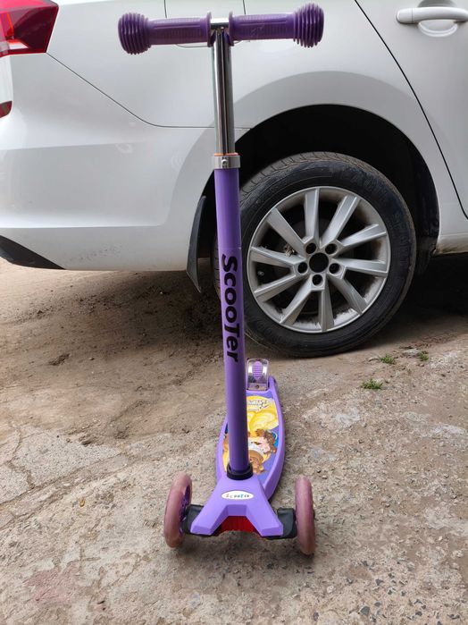Самокат детский.