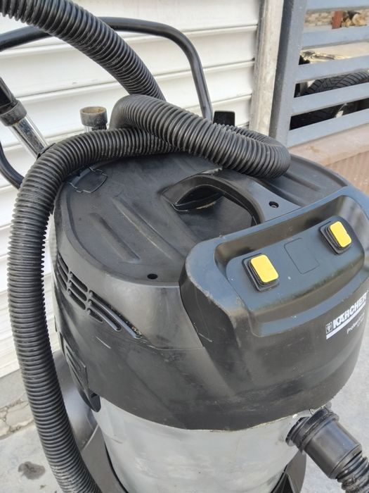 Прахосмукачк  Karcher NT 70/2 Professional 3800W с два Мотора Сухо и Мокро Строителство  Почистване