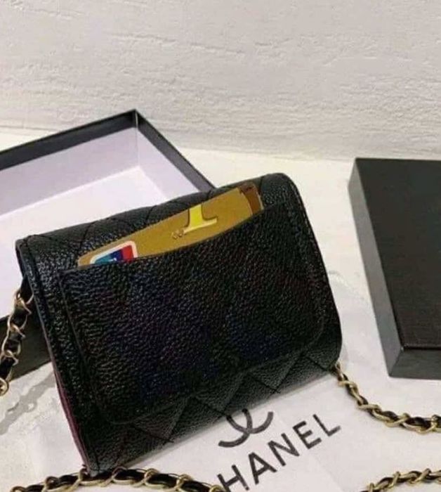 CHANEL мини чантичка