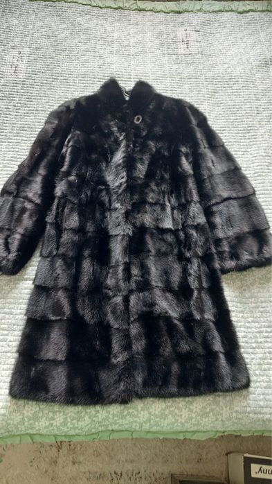 шуба,черный брилл