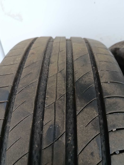 2бр. Летни гуми 225 45 17