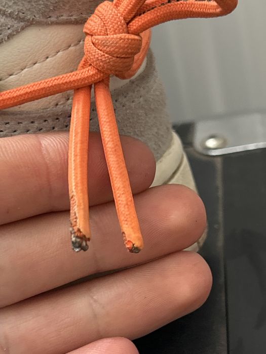 Vand urgent dunk low off white