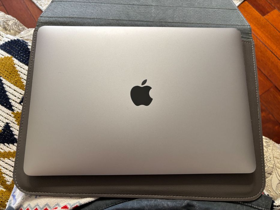 MacBook Pro 13 M1 2020 года