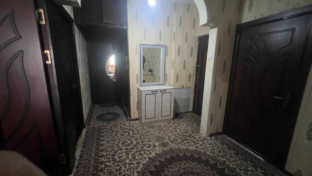 Ibn Sino 2 Dom Sotiladi BEZ MAKLER UY O'zimiki 4 Xonali Remonti yahshi