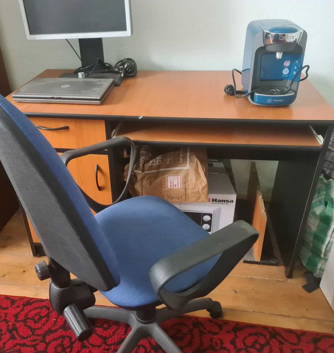 Birou cu scaun ergonomic