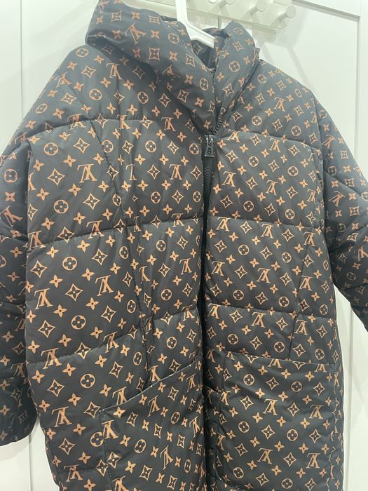 Куртка 6000 тггг