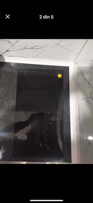 Vând plită electrică Voltz