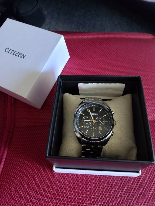 Продам новые часы наручные CITIZEN оригинал