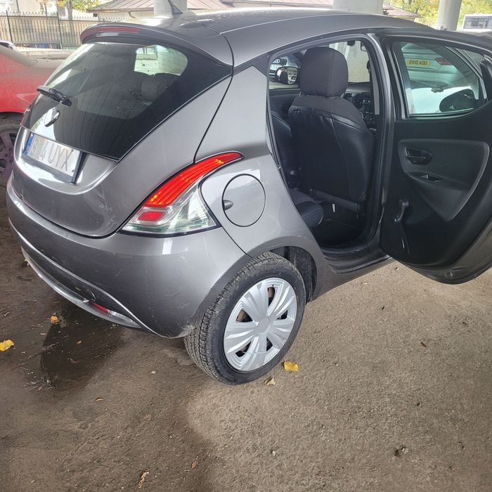 Vând Lancia Ypsilon,2018