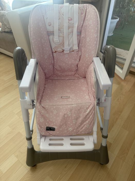 Стол за хранене за бебе