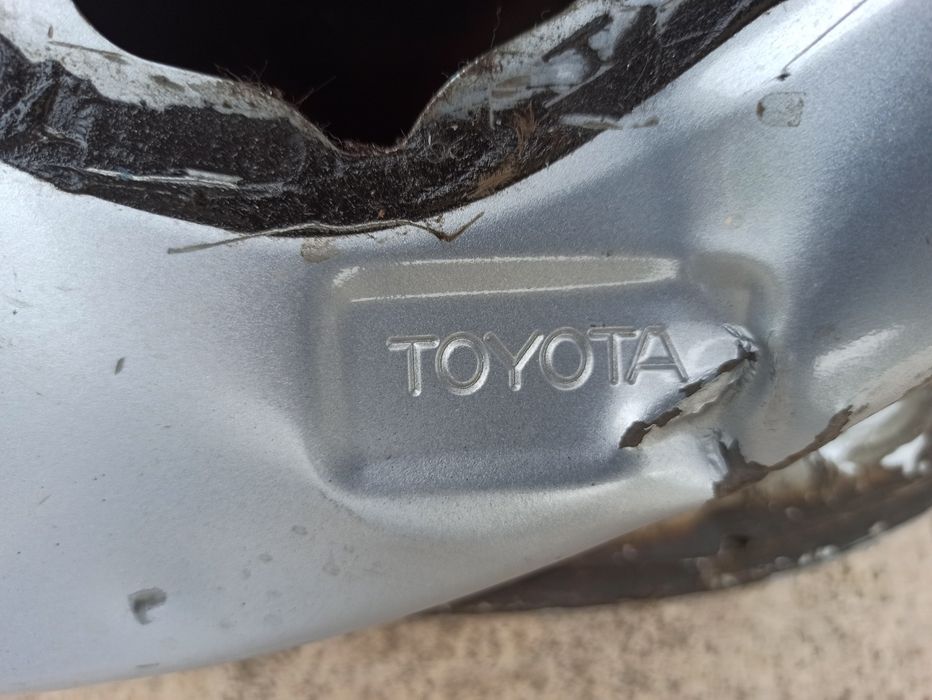 Дверь задняя правая corolla e150 оригинал