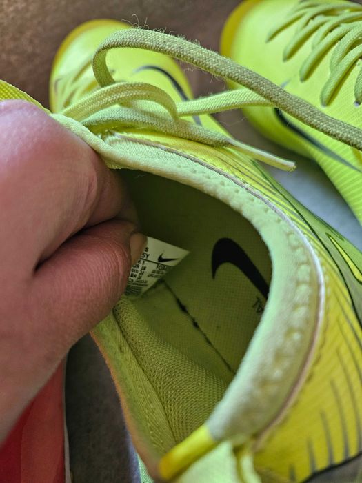 Футболни бутонки Nike