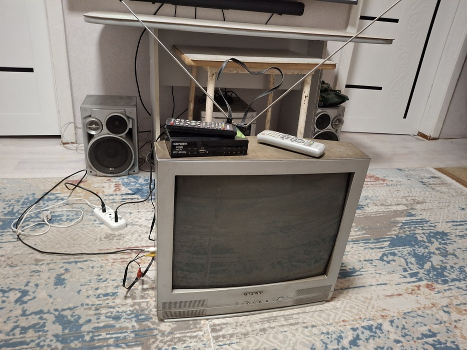 Телевизор с ресивером