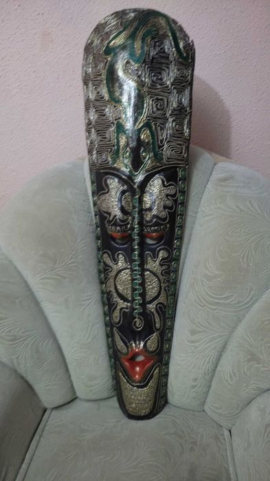 Vând set 4 măști decorative africane din lemn masiv sculptat manual  stil boho