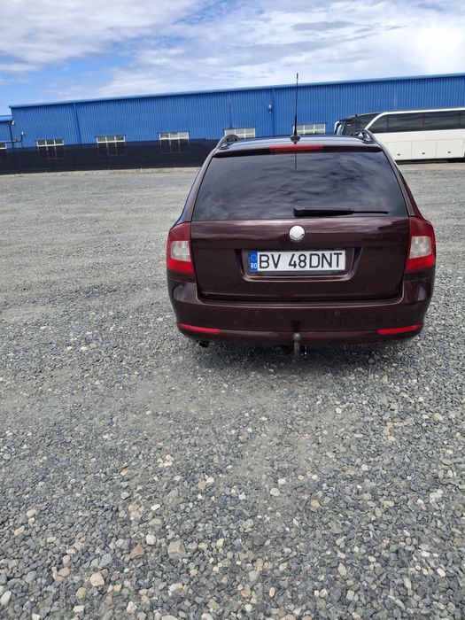 SKODA Octavia 2011 — imagine 2