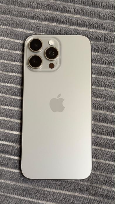Iphone 16 pro max esim