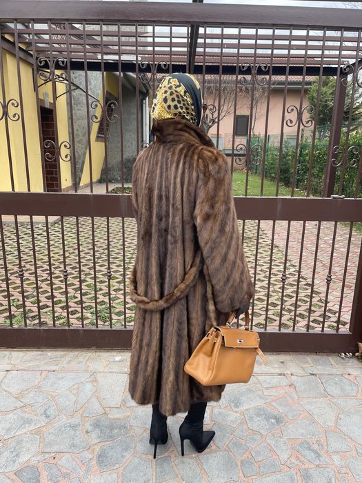 Haina lunga  din blana natural de vizon maro