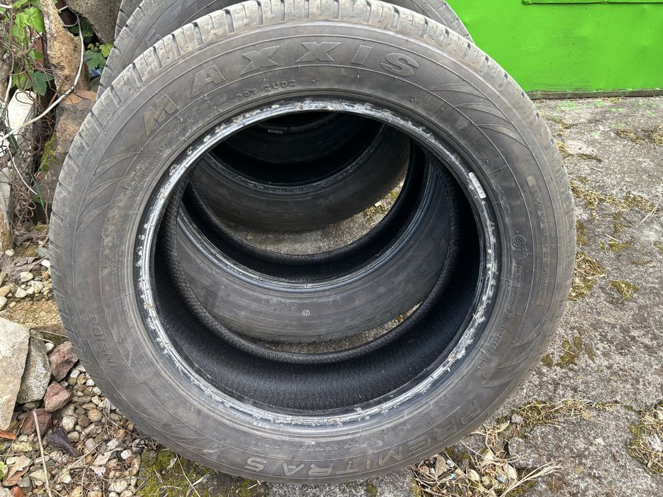 235 55 17 летни гуми Maxxis