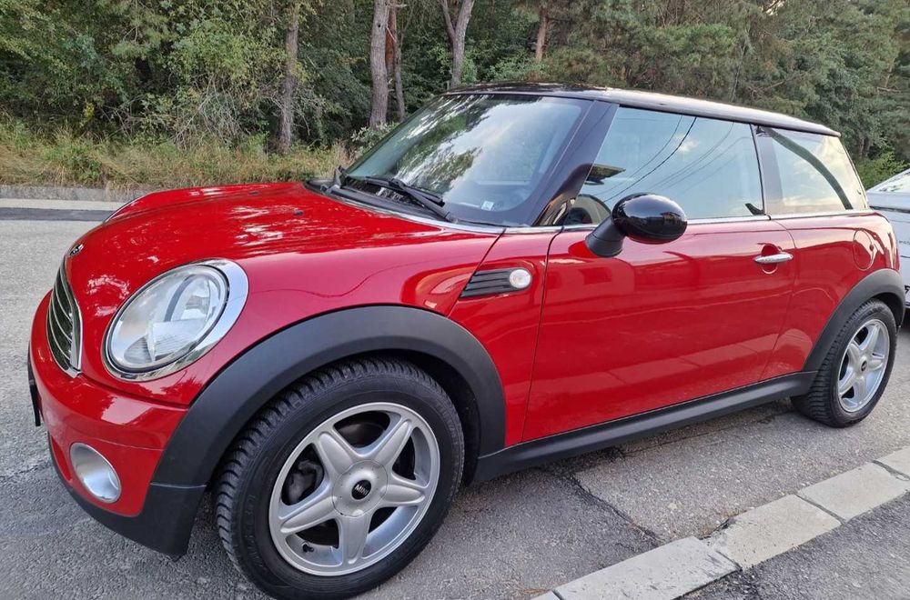 Mini Cooper, an 2009, 28.000 Km !