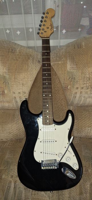 Гитара электрическая