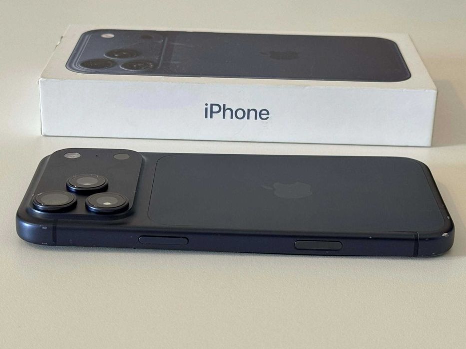 Бартер! iPhone 17 Pro Max Deep Blue (Син) 10 Цикъла.