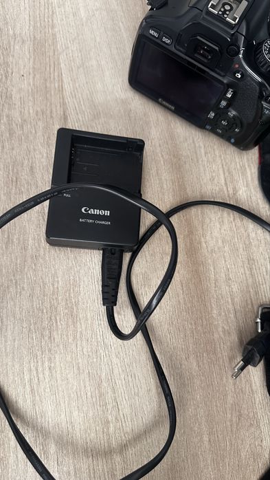canon  EOS  550D