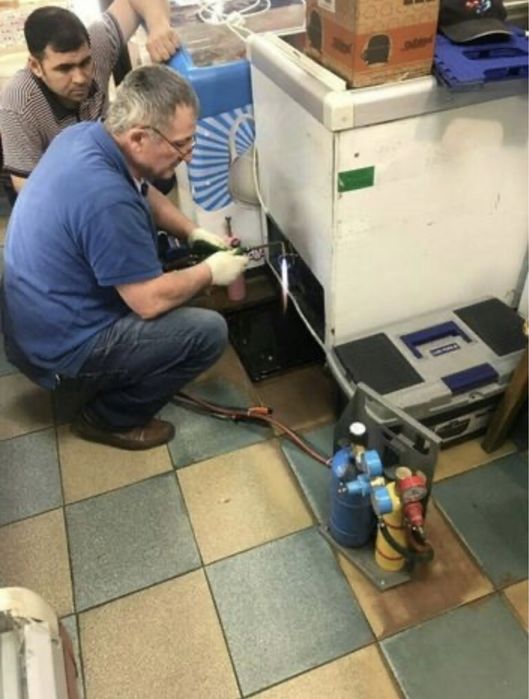 Ремонт холодильников, морозильников, витринный холодильник