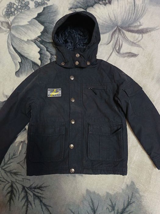 Куртка на мальчика на 8-9 лет рост 140 см