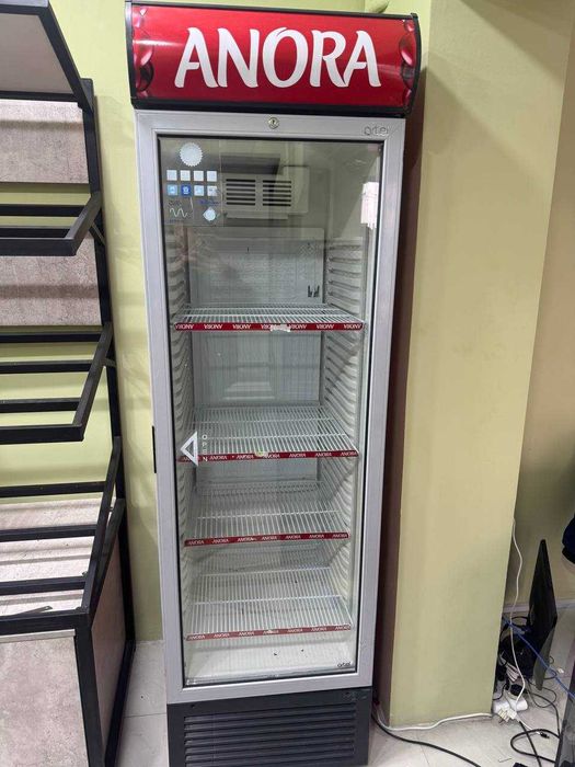 Xolodilniki 3 xil korinishda magazinlar uchun