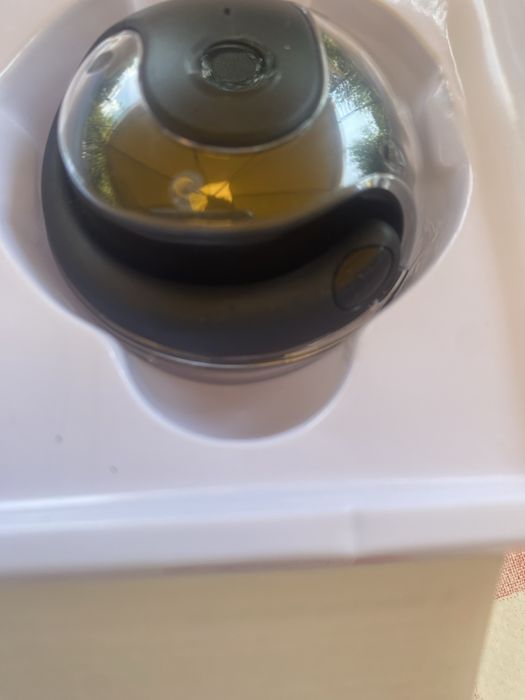 Слушалки с преводач на 144 езика в реално време