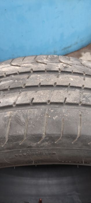 Продам  шины  на легковое авто.
