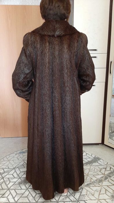 Шуба нутриевая размер 54-56 размер