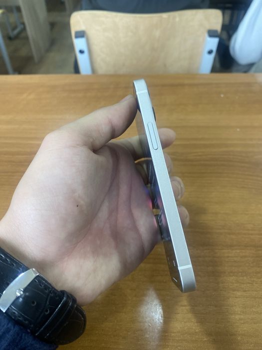 Iphone 12 mini.