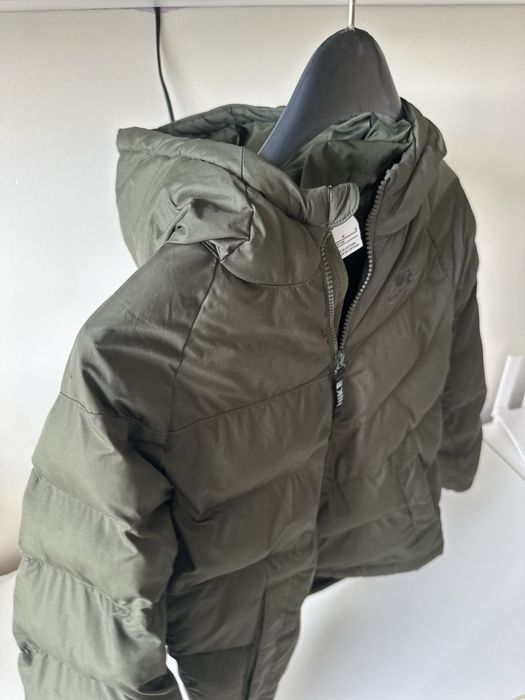 Зимно яке Nike ,маслено зелено