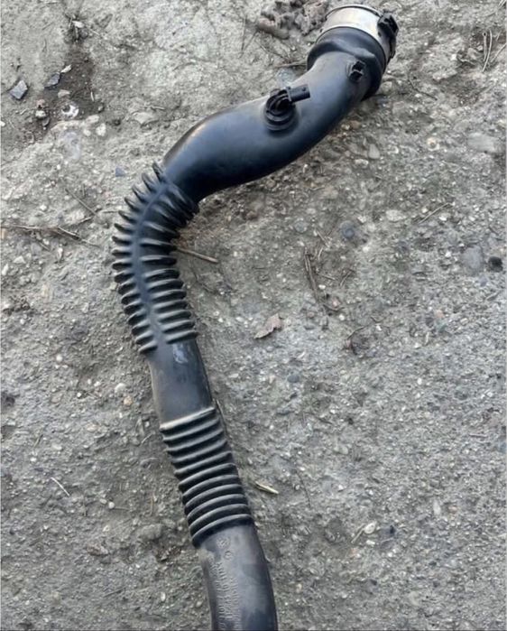 Furtun interooler admisie bmw x3 e83 e90 e87 e60