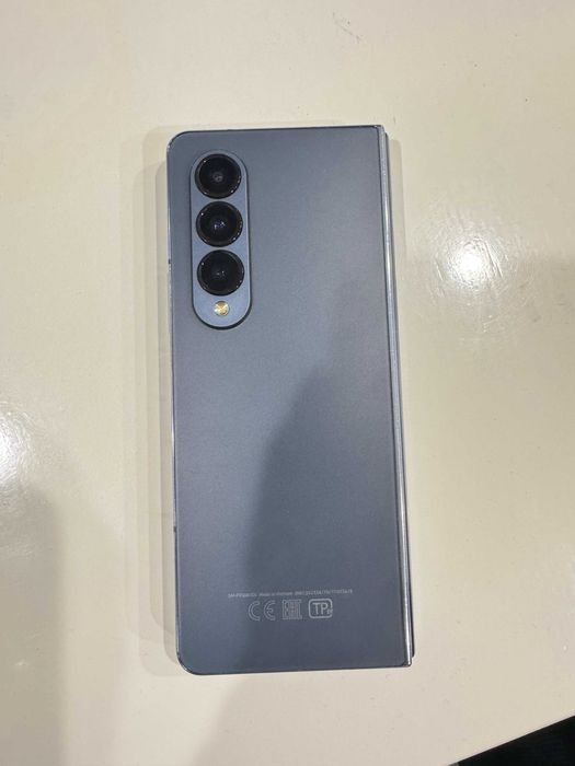 z fold 4, память 256 гб