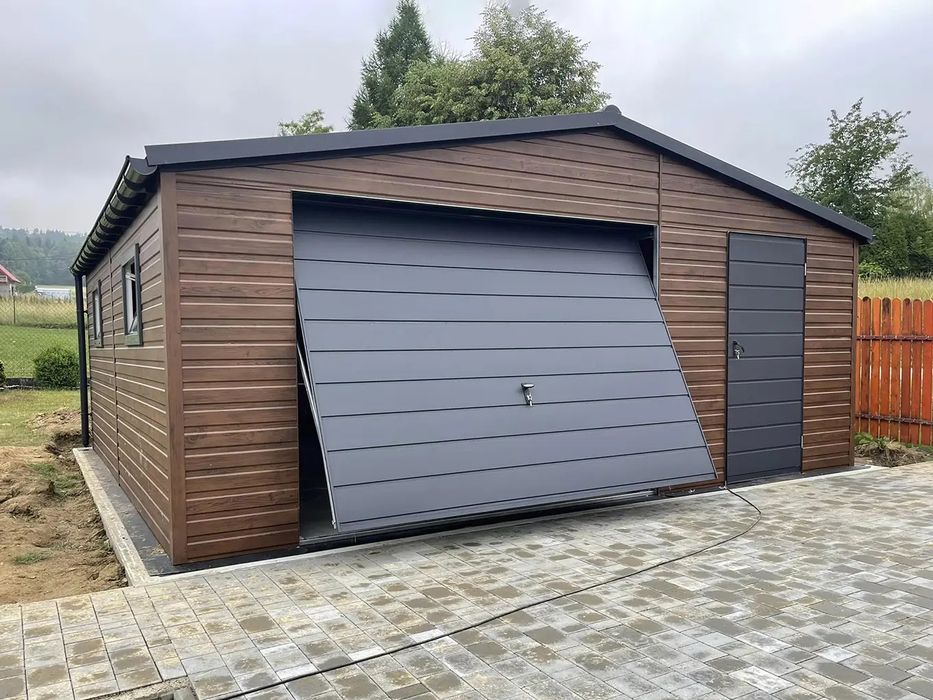 Vand Garaj metalic 7 x 6.5 rezistent si izolat