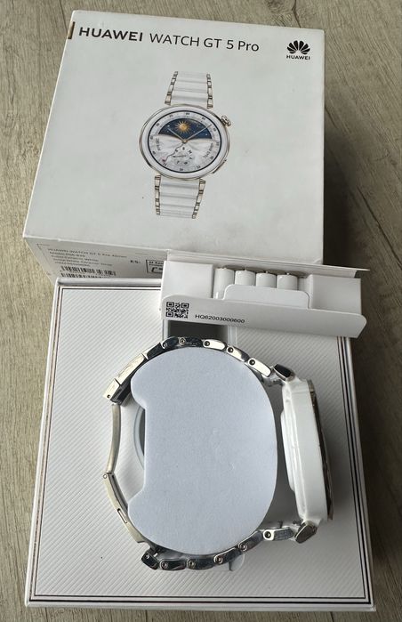 КАТО НОВ Huawei Watch GT 5 Pro Ceramic 42мм. ГАРАНЦИЯ