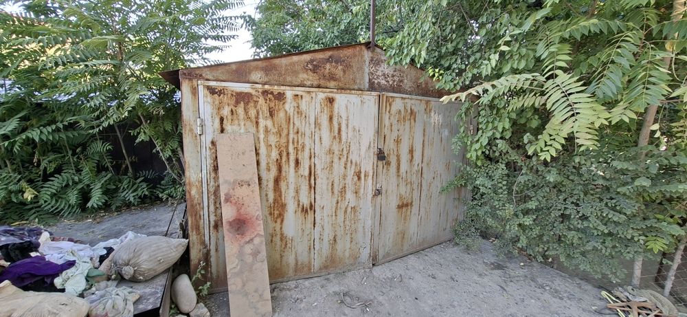 Kochma Garaj Srochna sotiladi