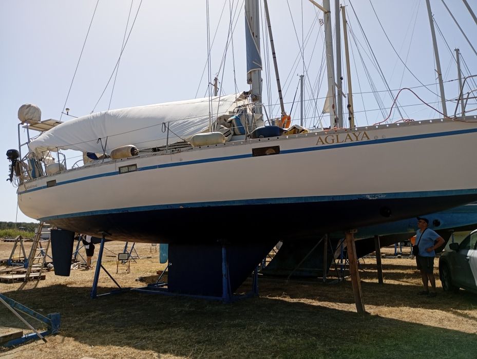 Ветроходна лодка Beneteau Oceans 43
