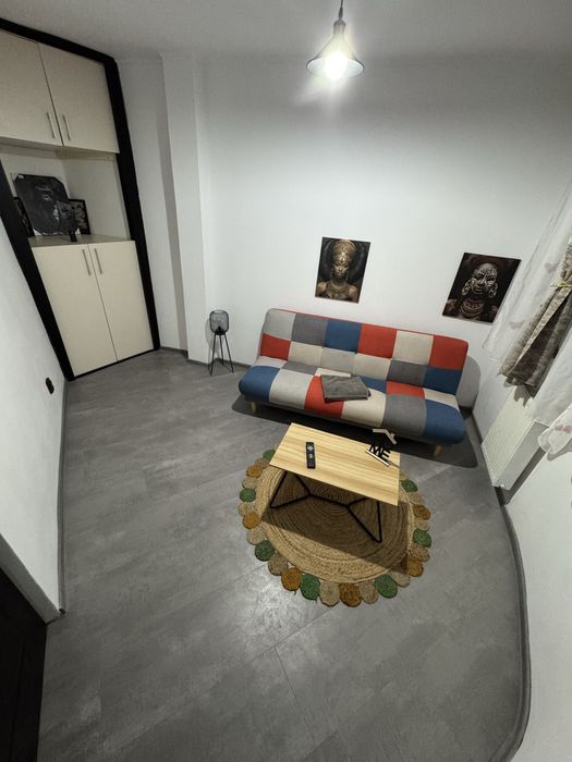 Apartament cu 2 camere Decomandat