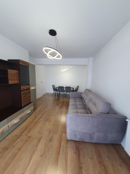 Inchiriez apartament cu 2 camere