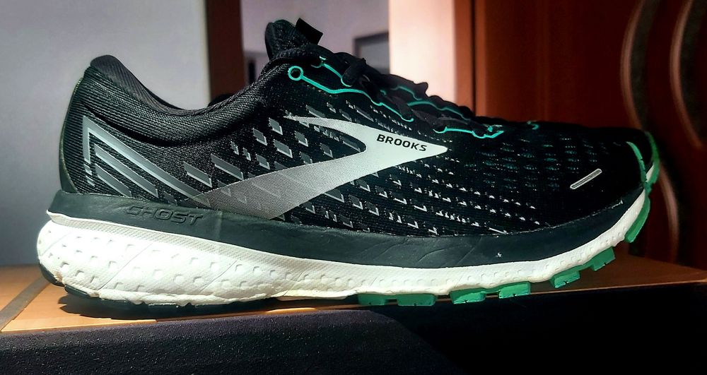 Adidași Brooks Ghost 13 – Mărimea 39 (8 US) – Stare Foarte Bună
