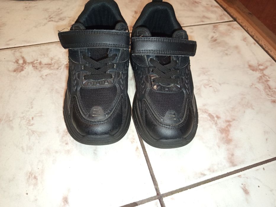 6 бр.боти обувки маратонки от 30-ти номер до 33 номер