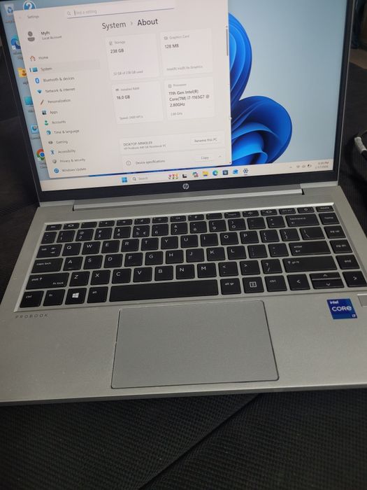 Hp probook 440 G8  procesor i7 gen 11 (1165G7)